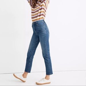 Madewell Petite Classic Straight Jeans in Coldbrook Wash